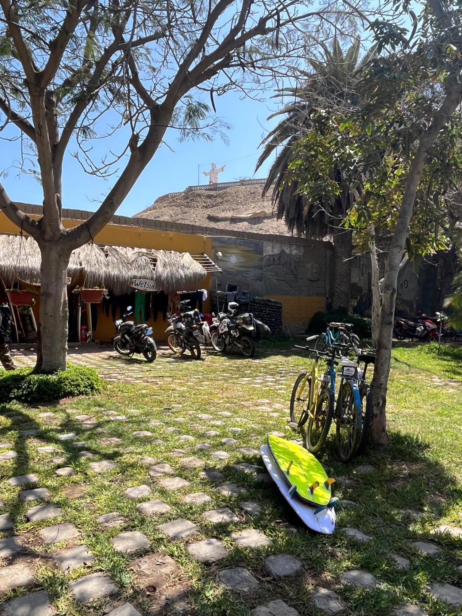 Los Faroles Pacasmayo Buitenkant foto